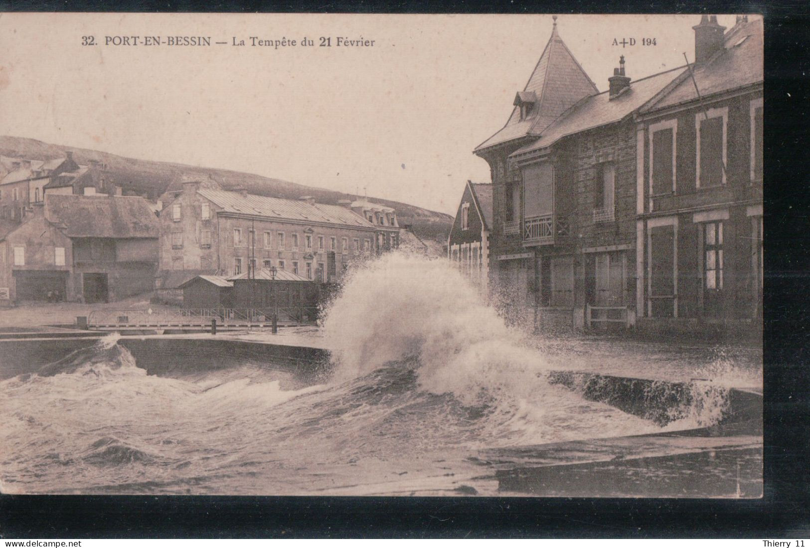 Cpa 14 Port En Bessin La Tempête Du 21 Février - Port-en-Bessin-Huppain