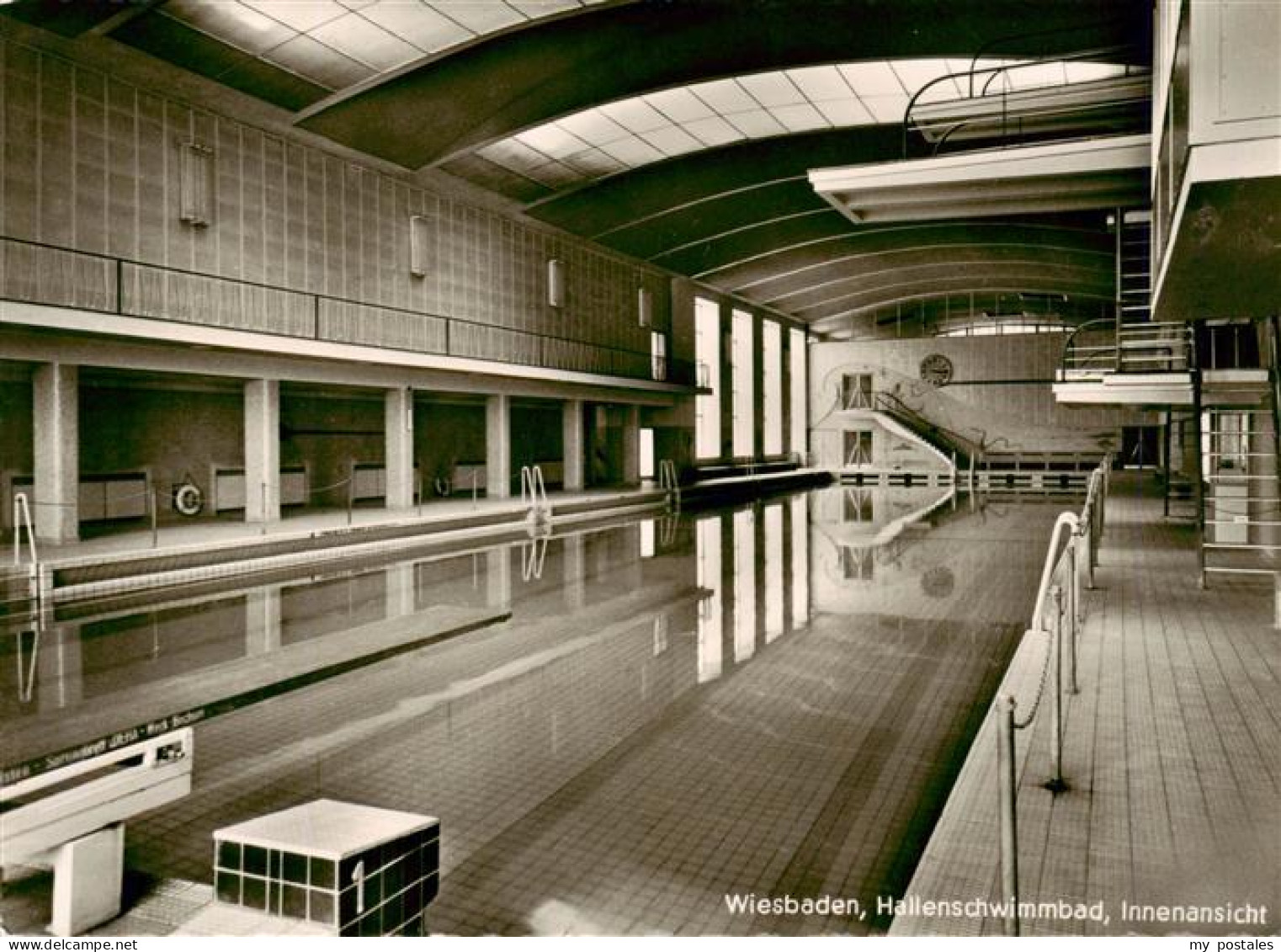 73890750 Wiesbaden Hallenschwimmbad Innenansicht Wiesbaden - Wiesbaden