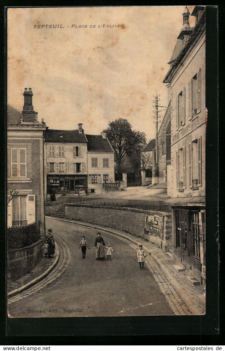 CPA Septeuil, Place De L`Eglise  - Septeuil