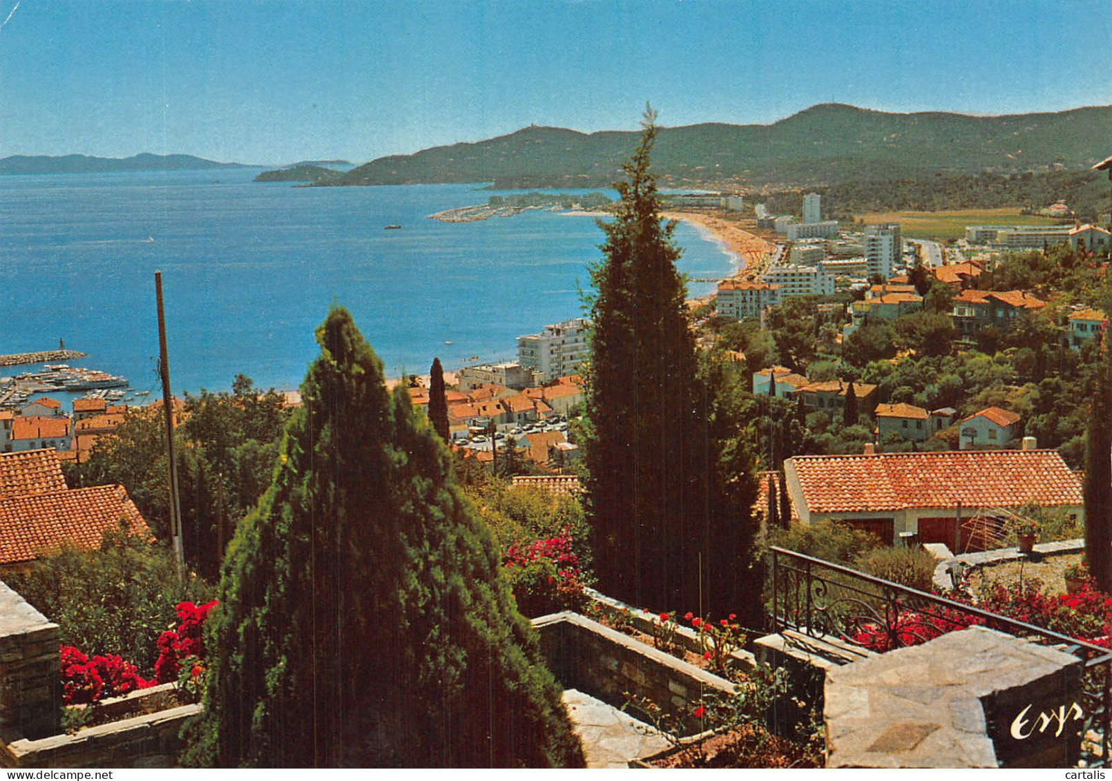 83-LE LAVANDOU-N° 4397-A/0223 - Le Lavandou