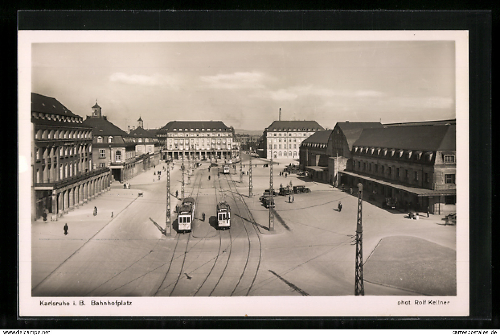 AK Karlsruhe, Bahnhofsplatz, Strassenbahnen  - Karlsruhe