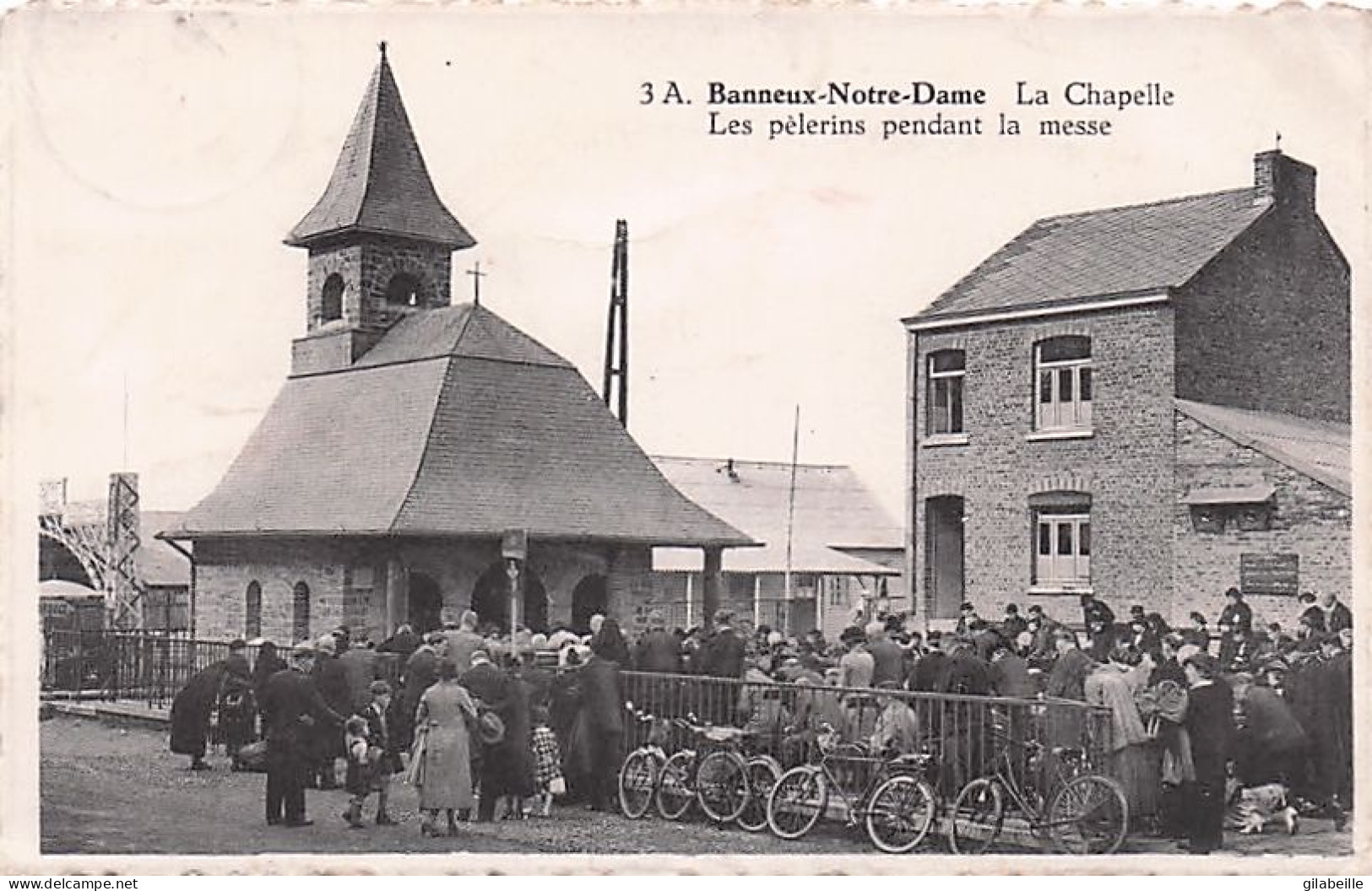 Sprimont - BANNEUX - NOTRE DAME - La Chapelle - Les Pelerins Pendant La Messe  - Aywaille