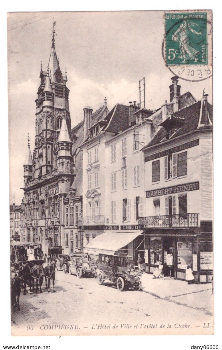 COMPIEGNE L'Hotel De Ville Et L'Hotel De La Cloche (carte Animée) - Compiegne