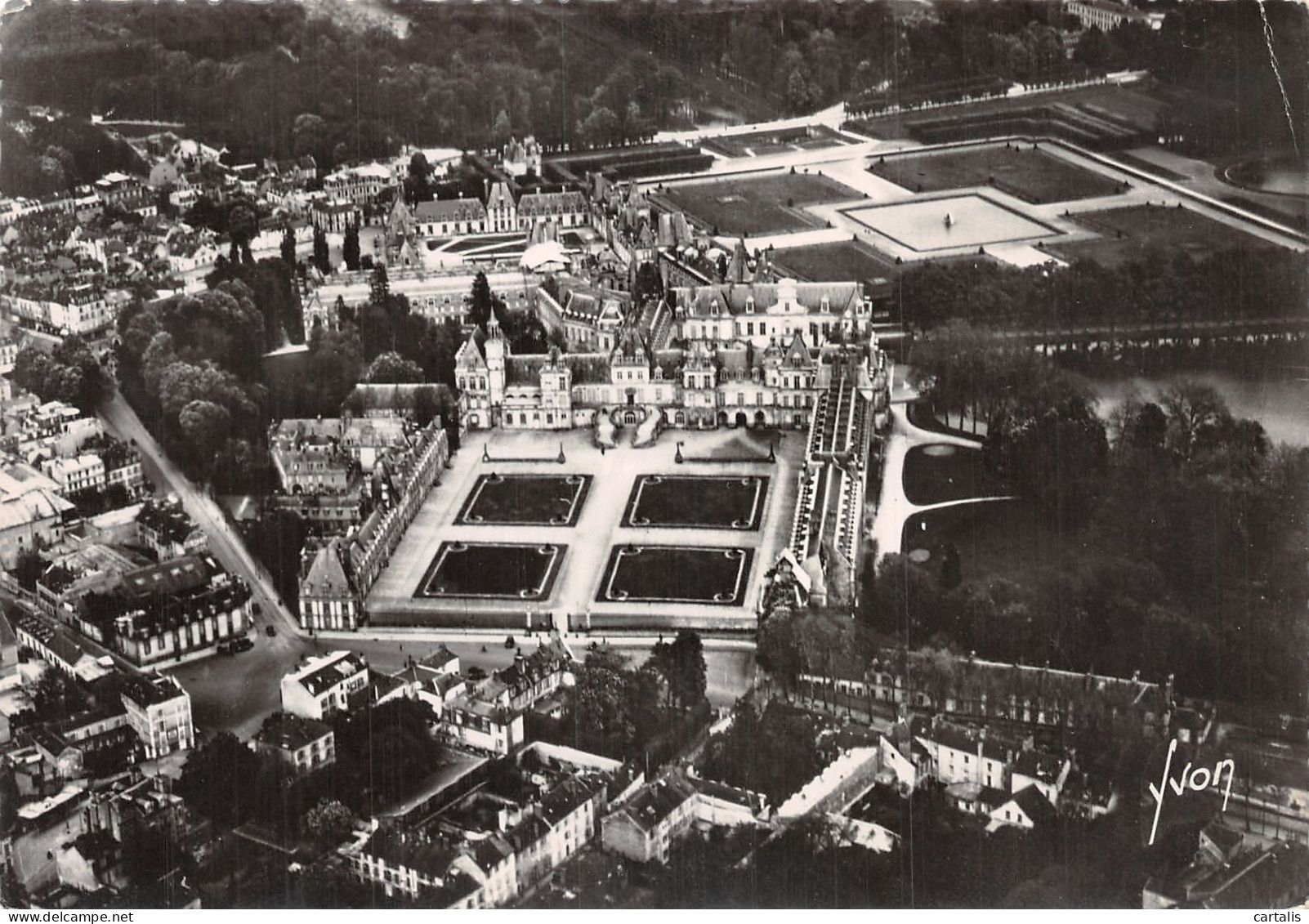 77-FONTAINEBLEAU LE CHATEAU-N° 4403-A/0297 - Fontainebleau