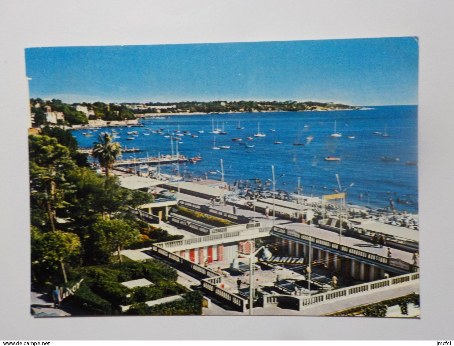 JUAN LES PINS  Vue Sur Les Plages Et Les Ping Pong - Juan-les-Pins