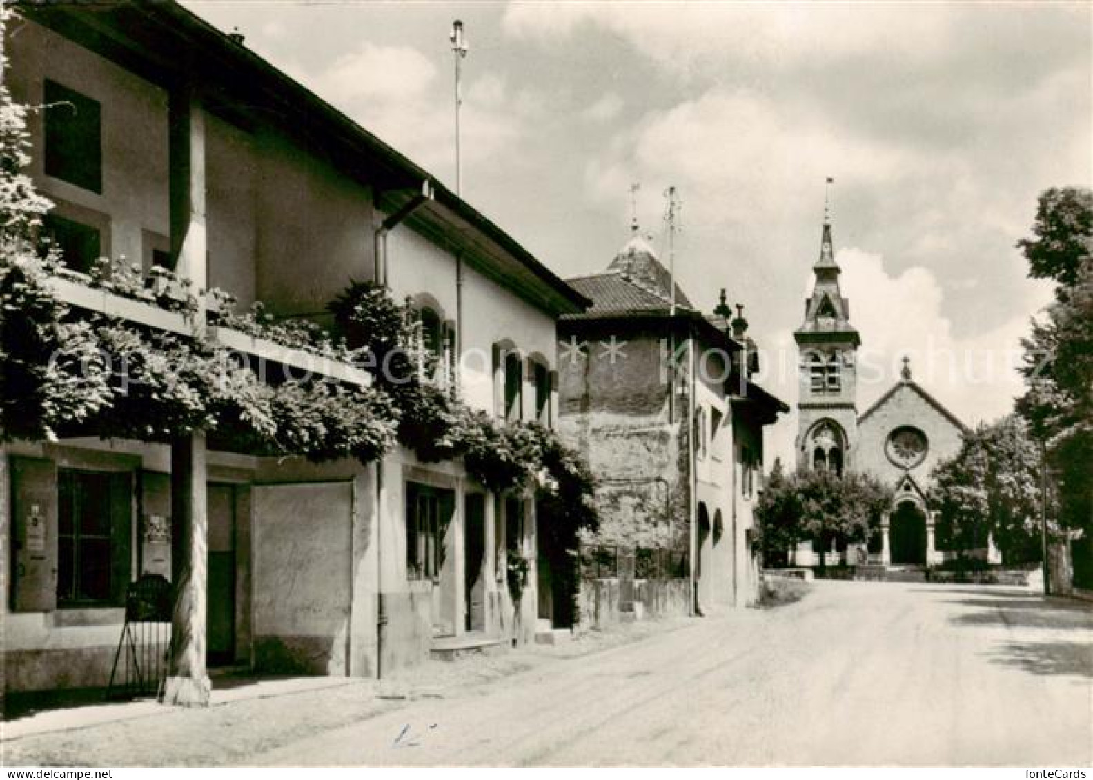 13850358 Genthod GE Ortspartie Mit Kirche  - Sonstige & Ohne Zuordnung