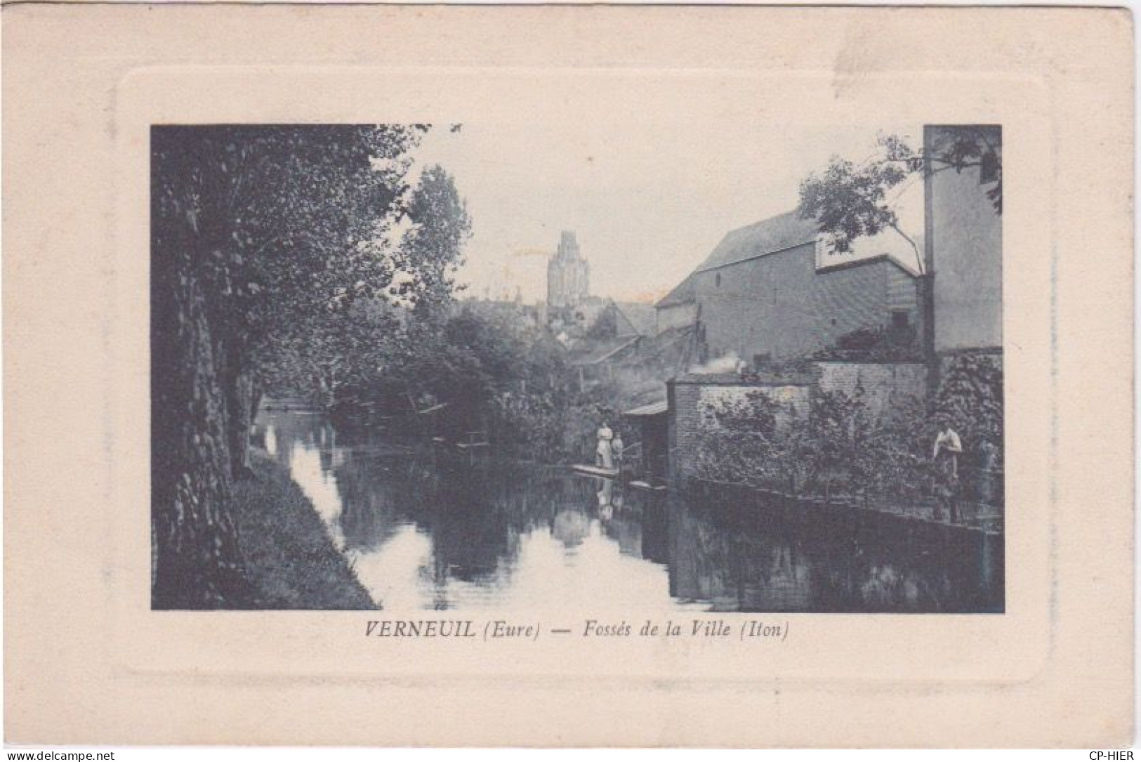 27 - EURE - VERNEUIL SUR AVRE - FOSSES DE LA VILLE - ITON  LAVOIR - CADRE AVEC EMBOUTISSEMENT - Verneuil-sur-Avre