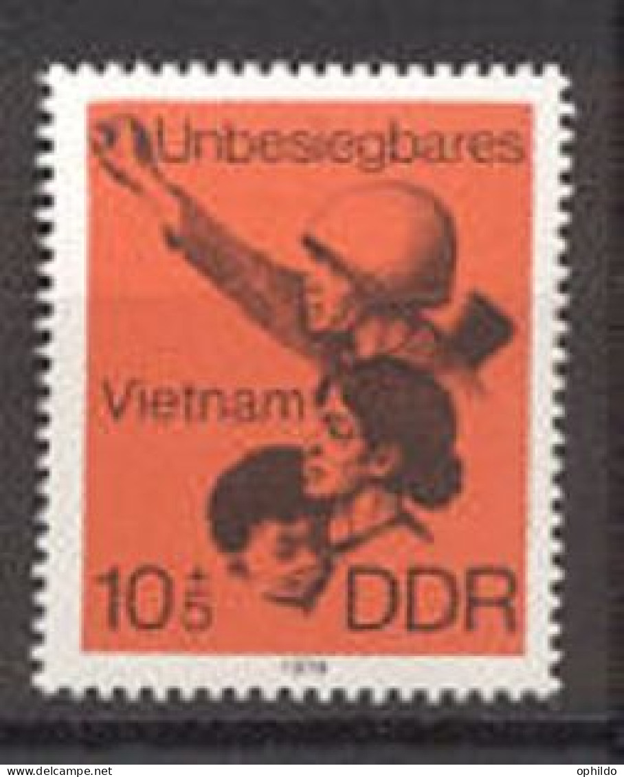 DDR  2126   * *  TB  - Unused Stamps