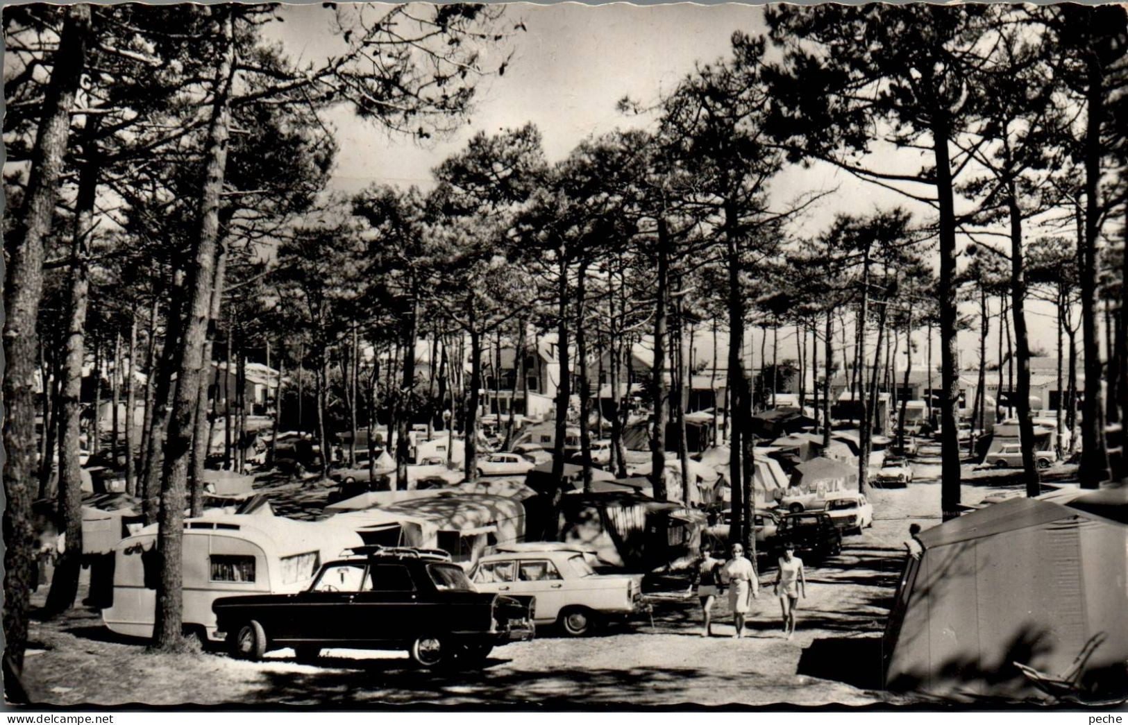 N°876 W -cpsm Sion Sur L'océan -Peugeot 404 -scène De Camping- - Turismo