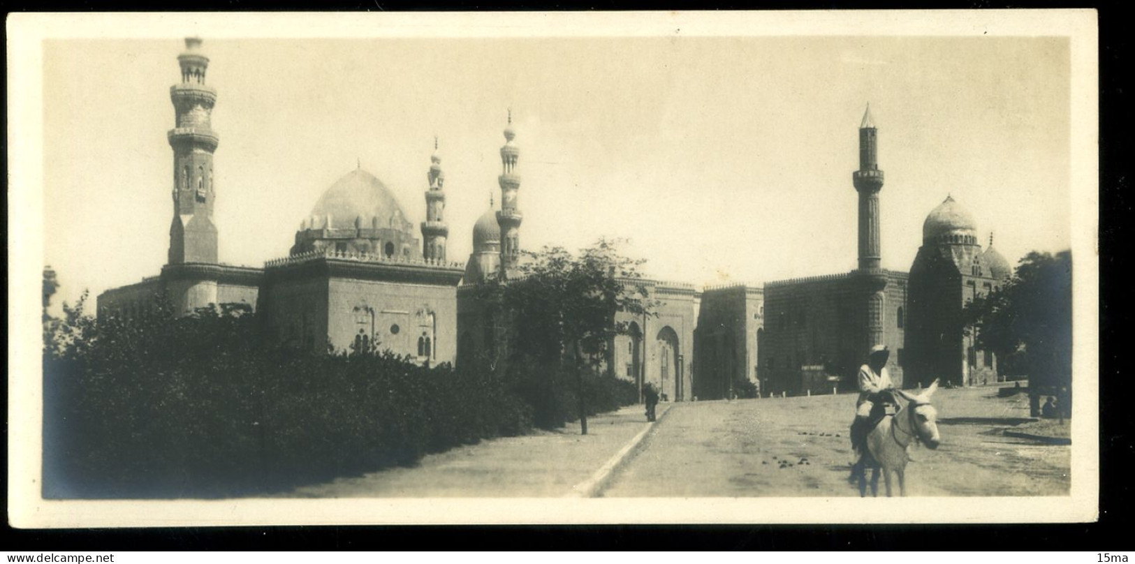 LE CAIIRE La Mosquée Du Sultan Hassan CAIRO The Mosque Of Scortsis Format Réduit - Le Caire