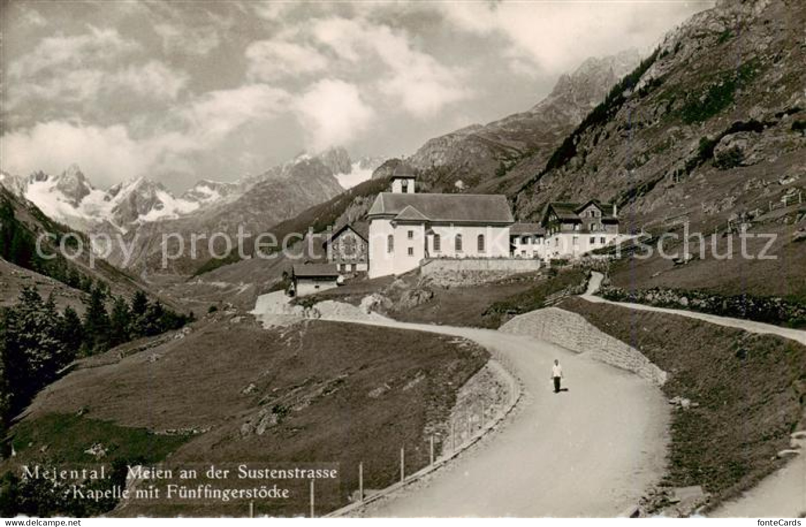 13831444 Meien UR Kapelle Mit Fuenffingerstoecke An Der Sustenstrasse  - Autres & Non Classés