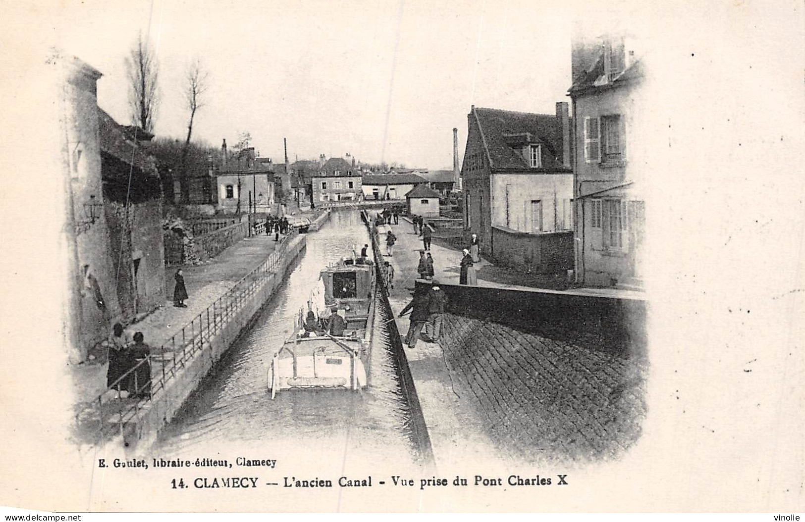 P-24-T.PL-384 : CLAMECY. QUAI DE L'ECLUSE. PENICHE - Houseboats