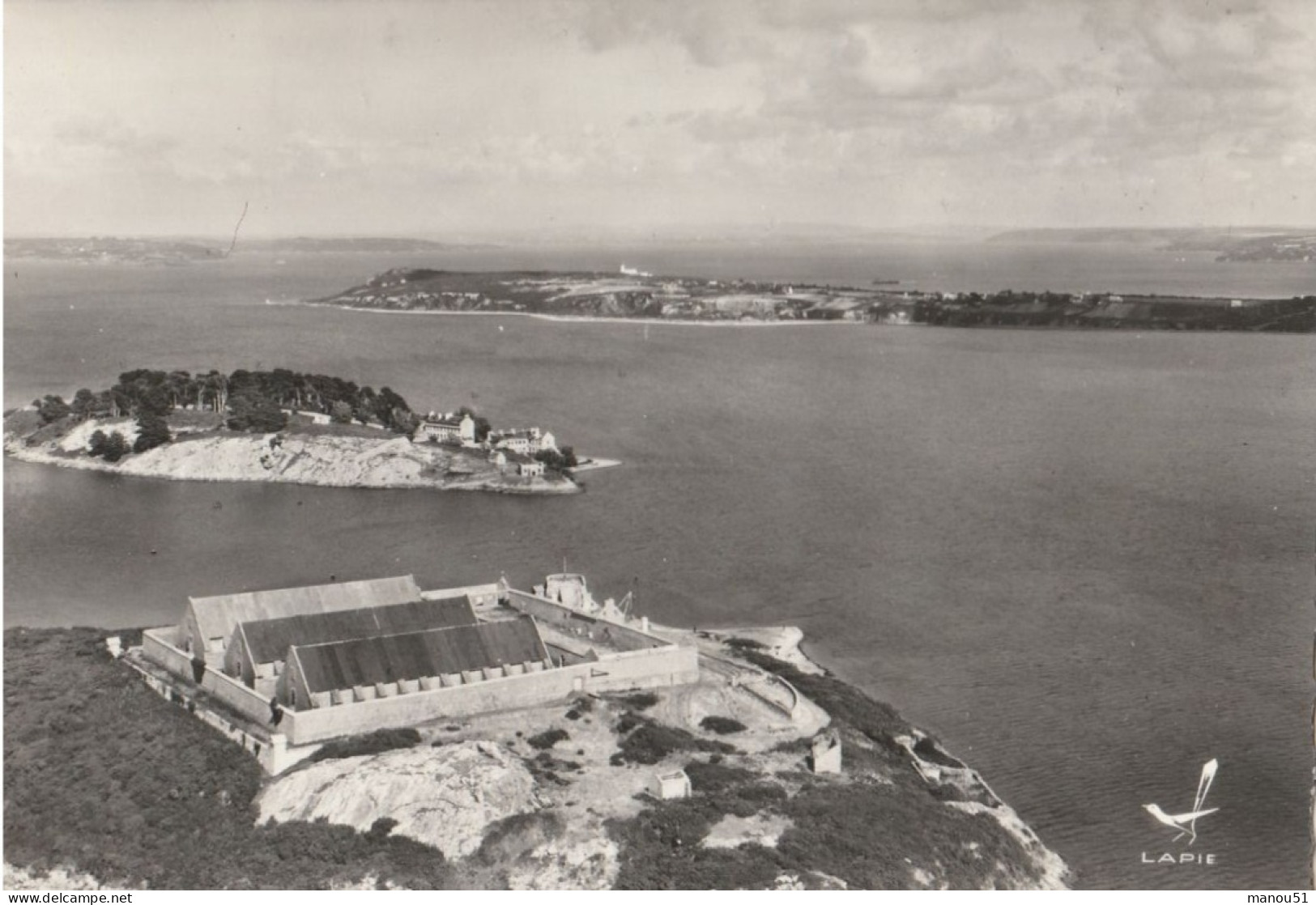 ROSCANVEL - CPSM : Le Fort Et Vue Panoramique Sur L'Ile Longue - Sonstige & Ohne Zuordnung