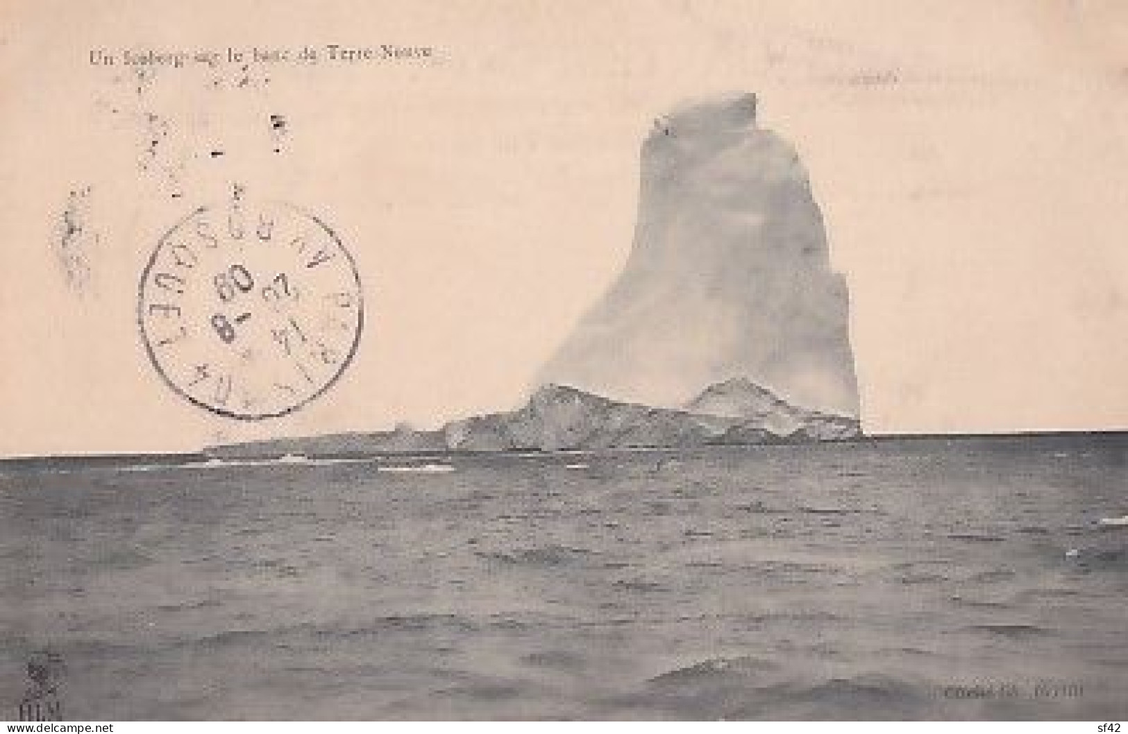 UN ICEBERG SUR LE BANC DE TERRE NEUVE - Saint Pierre And Miquelon