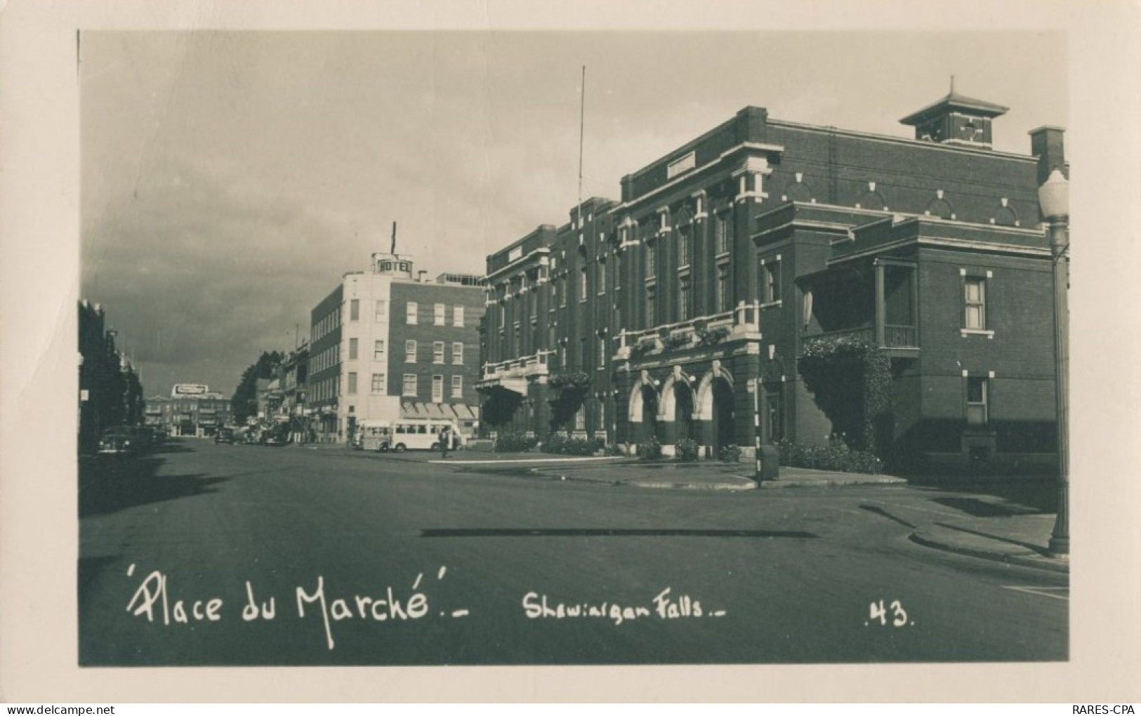 SHAWINIGAN FALLS - " PLACE DU MARCHE "  - TTB - Trois-Rivières