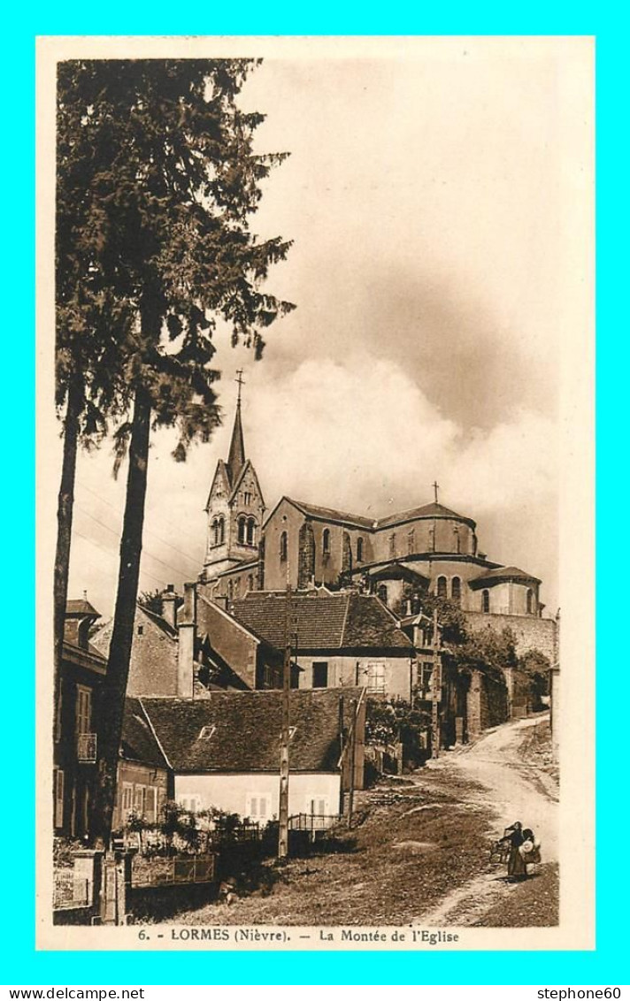 A805 / 673 58 - LORMES La Montée De L'Eglise - Lormes