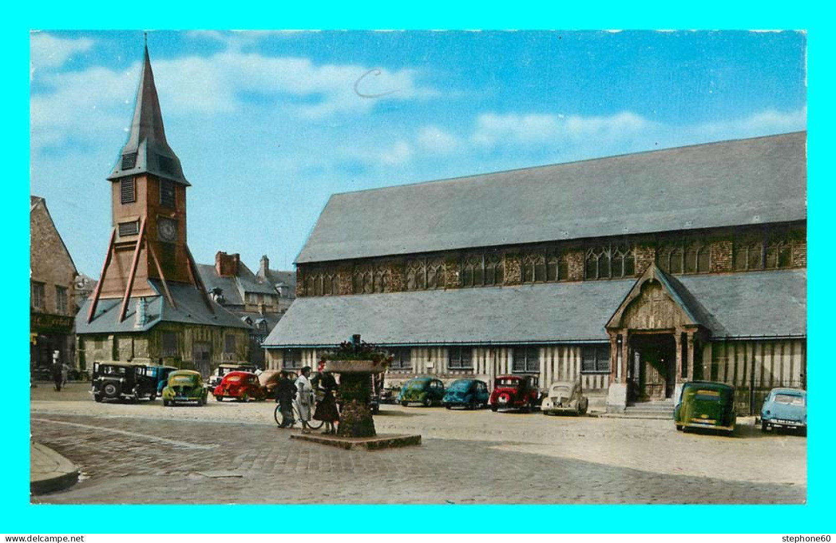 A809 / 545 14 - HONFLEUR Clocher Sainte Catherine ( Voiture ) - Honfleur