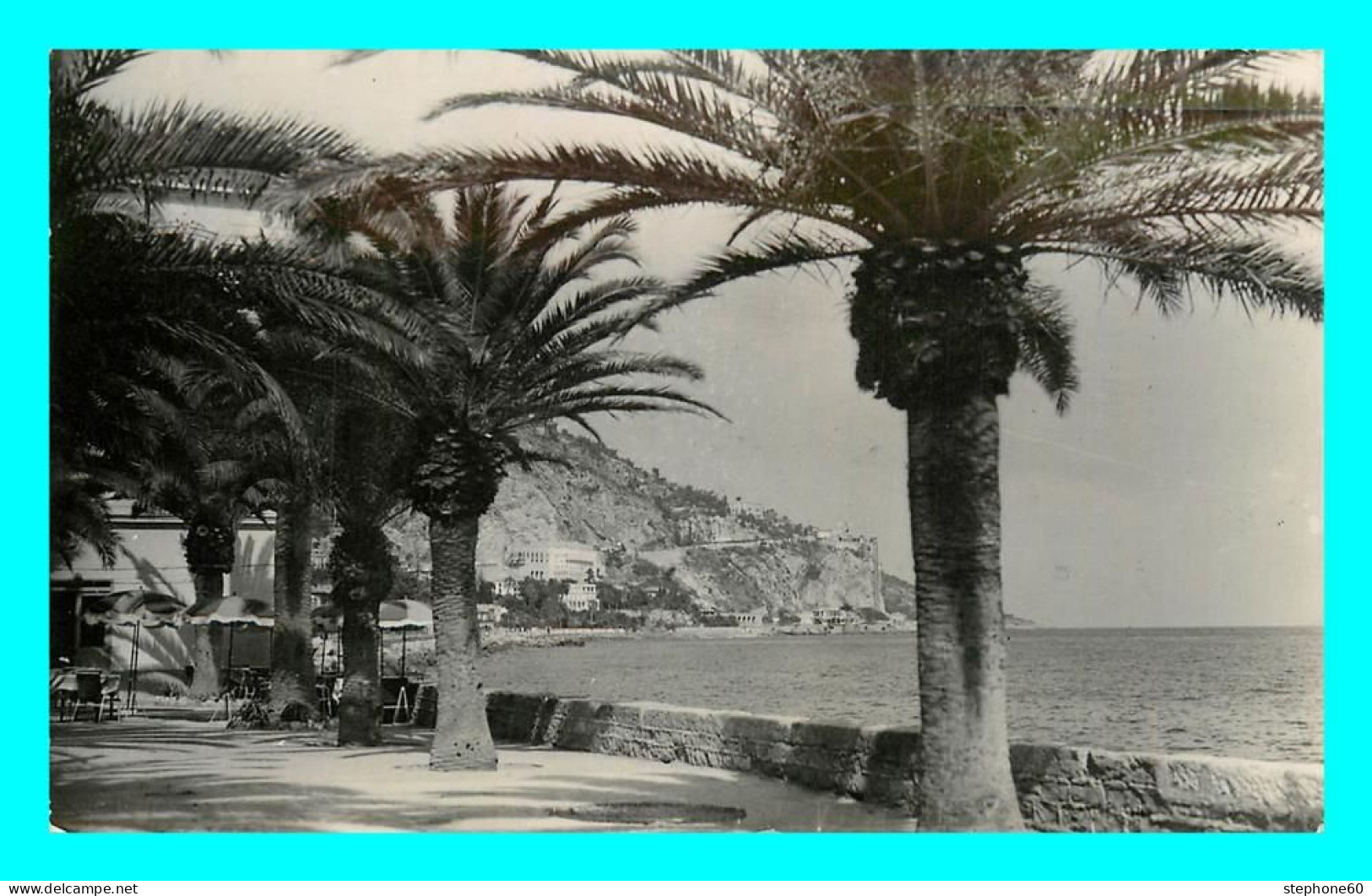 A808 / 033 06 - MENTON Promenade à Garavan - Menton