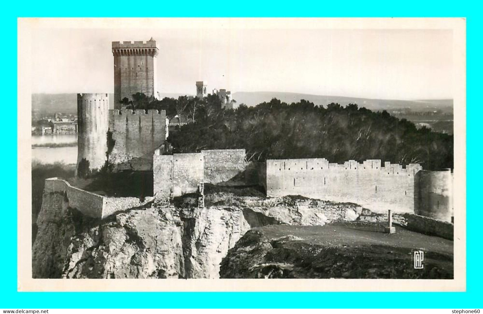 A809 / 237 30 - BEAUCAIRE Chateau Et Remparts - Beaucaire