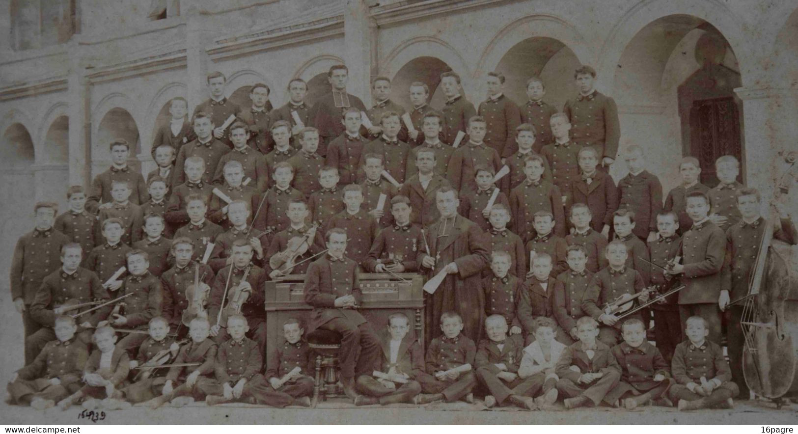 LOT DE DEUX ALBUMINÉES, SÉMIMAIRE DE SÉES, ORNE, NORMANDIE, HARMONIE, ÉLÈVES, 1899 ET 1901, FANFARE, RELIGION, ÉGLISE - Alte (vor 1900)