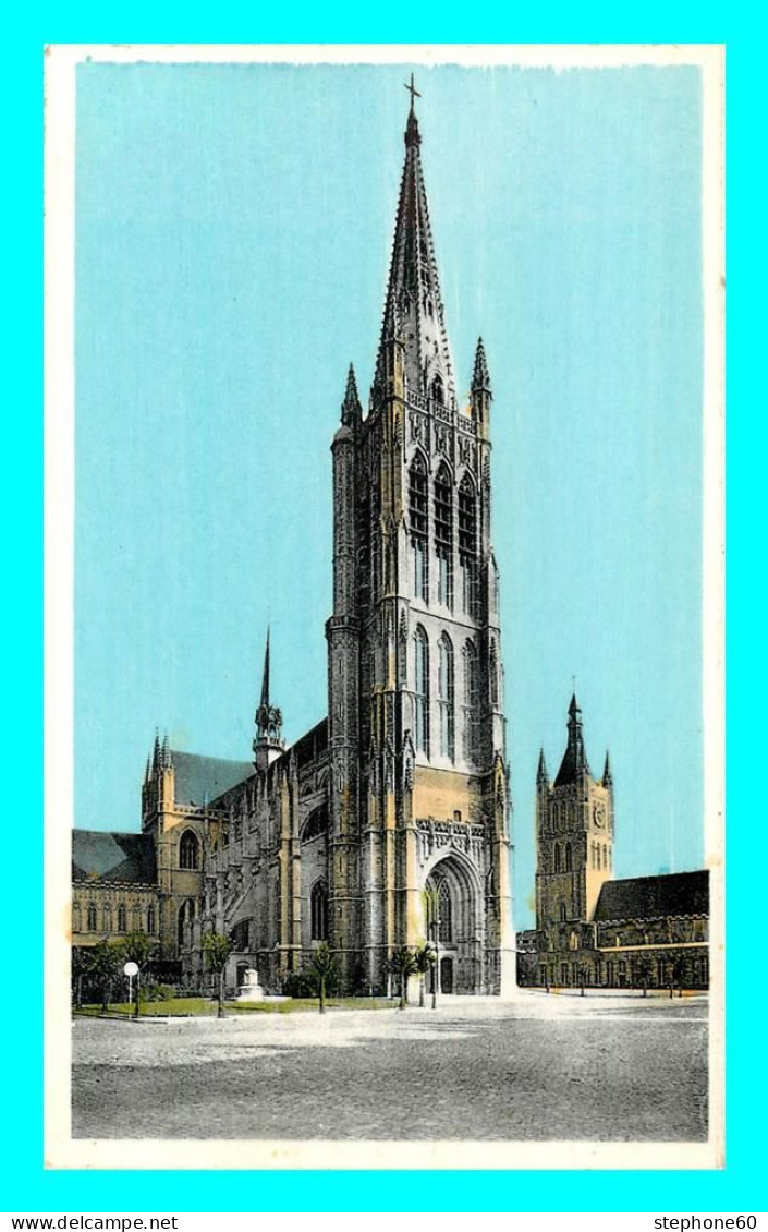 A810 / 583 IEPER Ypres Cathédrale St Martin Et Beffroi - Ieper