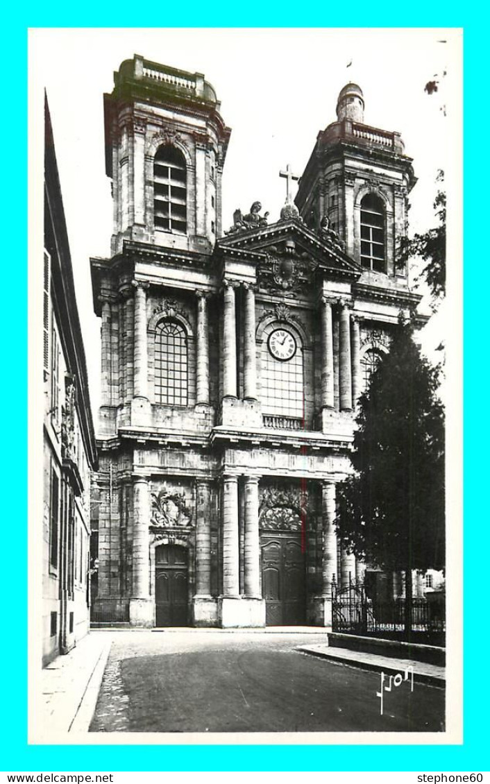 A814 / 645 52 - LANGRES Facade De La Cathédrale St Mammes - Langres