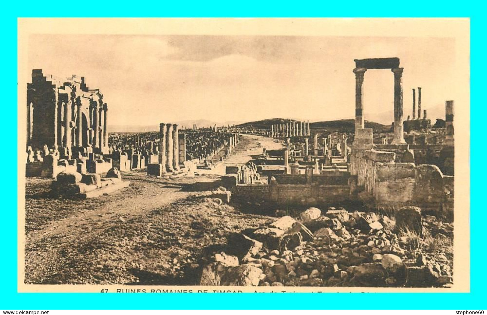 A813 / 345 ALGERIE Ruines Romaines De TIMGAD Arc De Trajan Et Temple Du Génie - Autres & Non Classés