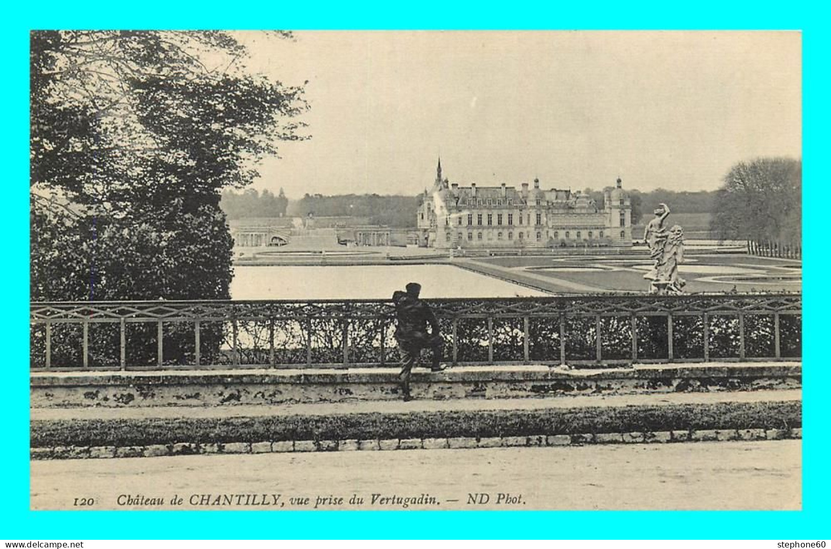 A813 / 383 60 - CHANTILLY Chateau Vue Prise Du Vertugadin - Chantilly