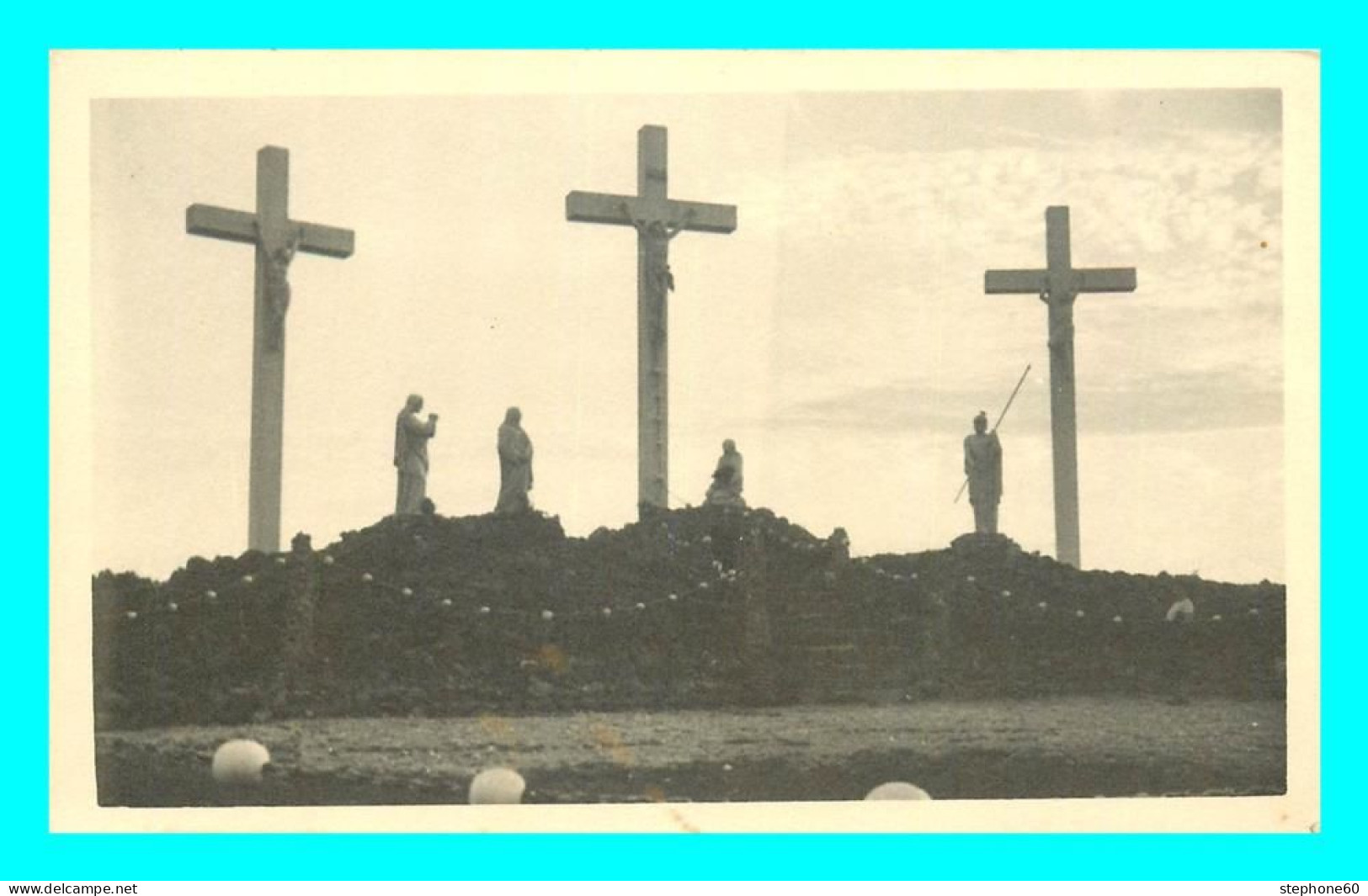 A818 / 459  Carte PHOTO Croix - Lieux Saints