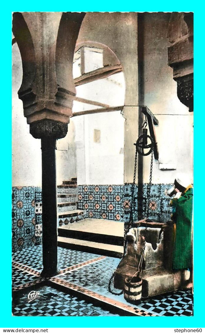 A820 / 635 Algérie TLEMCEN Sidi Bou Medine Intérieur De La Koubba Et Puits Sacré - Tlemcen