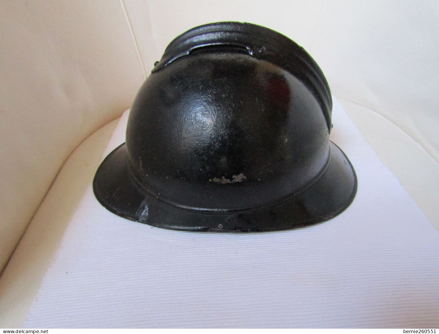 Ancien Casque Adrian Modèle Des Armées Belge/française - Helme & Hauben