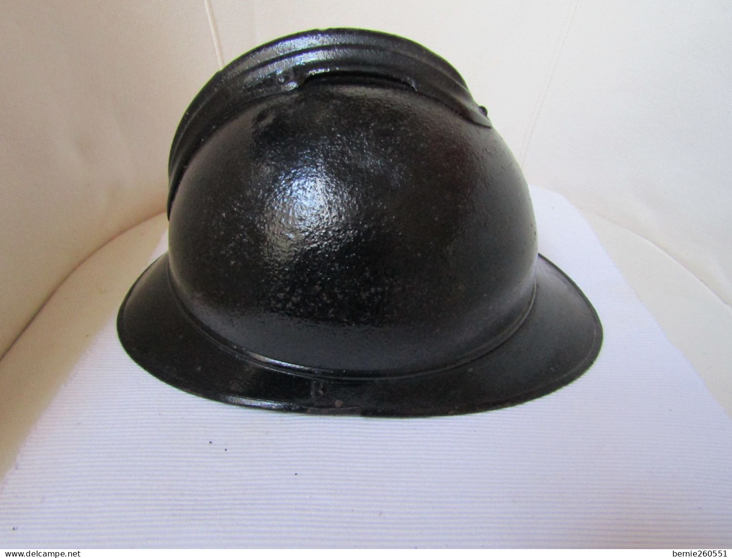 Ancien Casque Adrian Modèle Des Armées Belge/française - Helme & Hauben