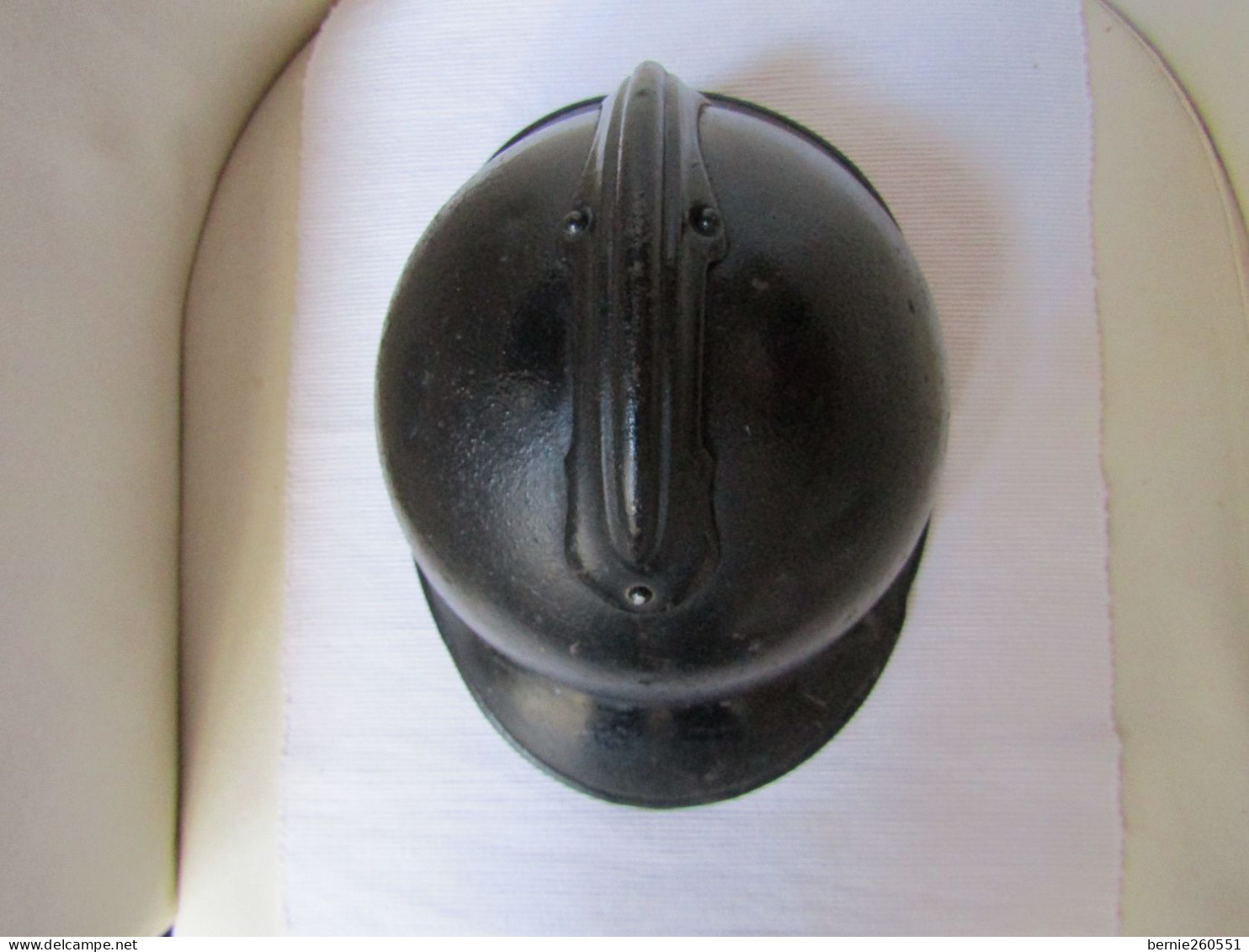 Ancien Casque Adrian Modèle Des Armées Belge/française - Helme & Hauben