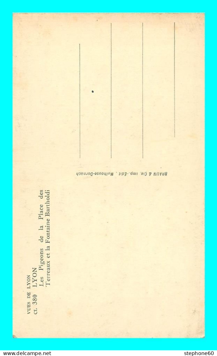 A828 / 593 69 - LYON Pigeons De La Place Des Terreaux - Autres & Non Classés