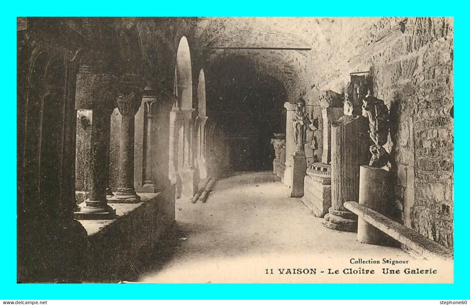 A831 / 055 84 - VAISON LA ROMAINE Cloitre Une Galerie - Vaison La Romaine