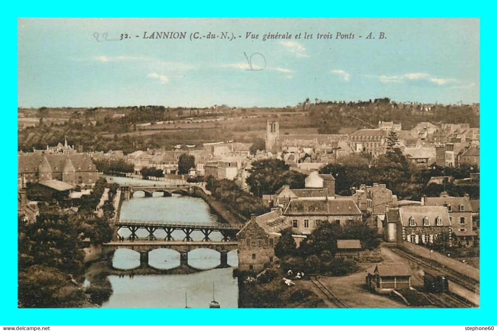 A835 / 479 22 - LANNION Vue Générale Et Les Trois Ponts - Lannion