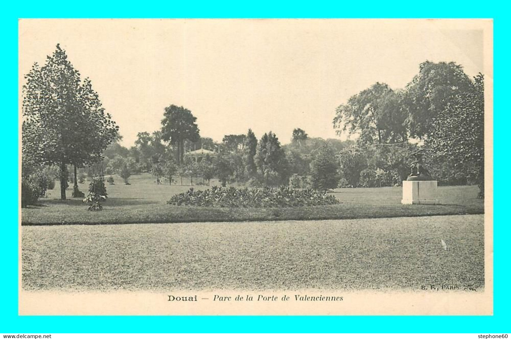 A835 / 045 59 - DOUAI Parc De La Porte De Valenciennes - Douai