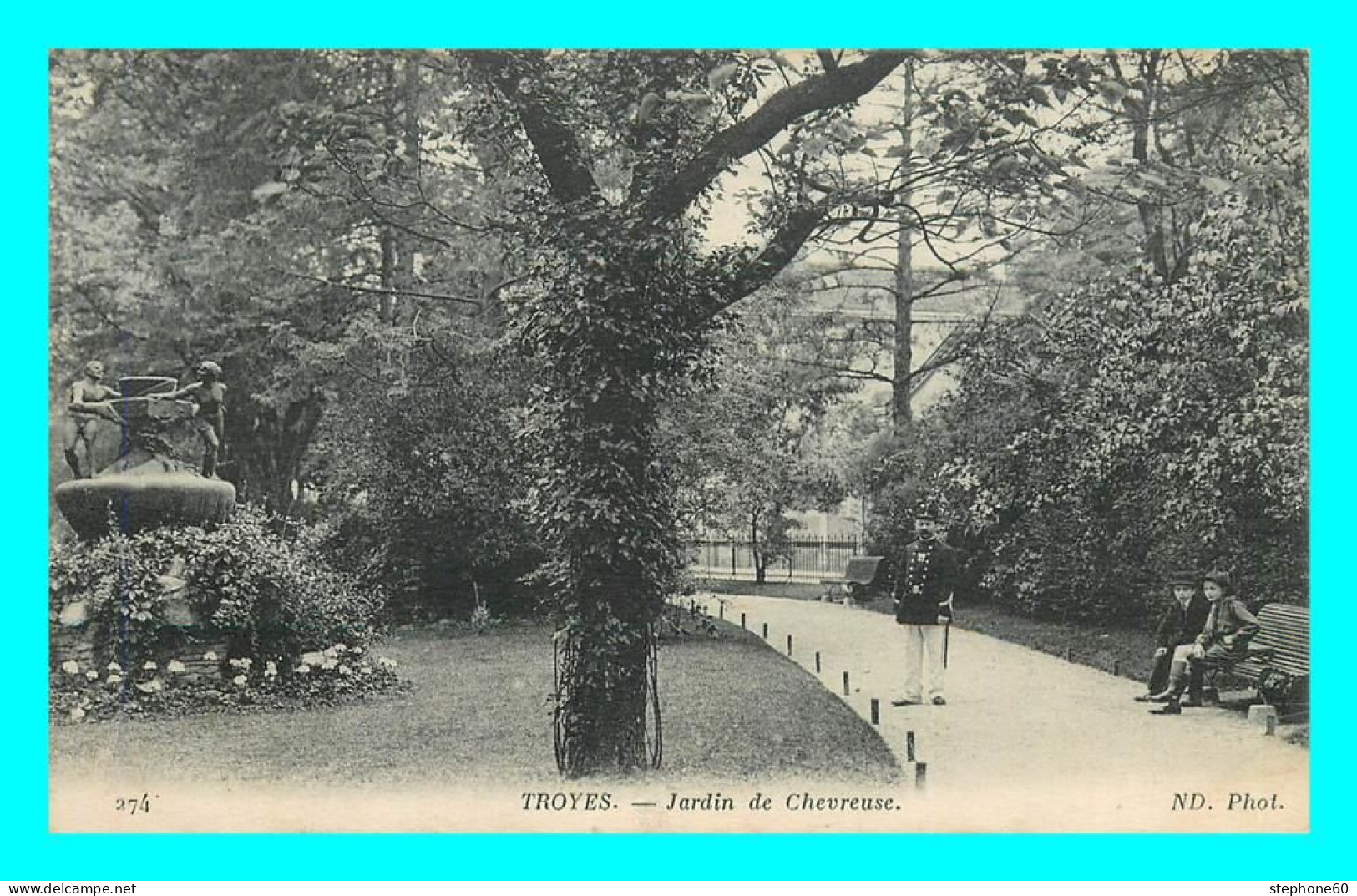 A832 / 591 10 - TROYES Jardin De Chevreuse - Troyes