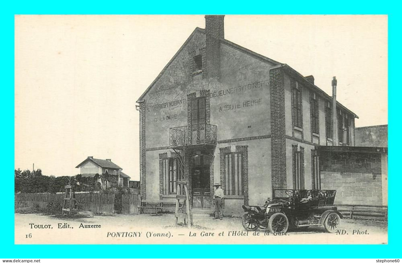 A837 / 103 89 - PONTIGNY La Gare Et Hotel De La Gare ( Voiture ) - Pontigny