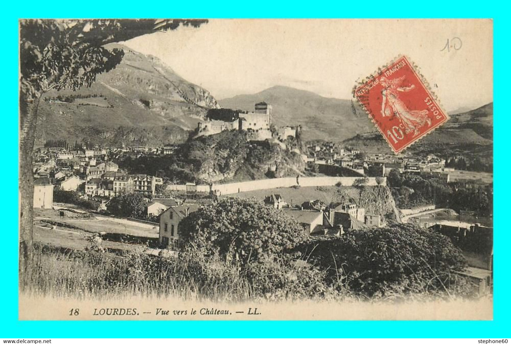 A836 / 485 65 - LOURDES Vue Vers Le Chateau - Lourdes