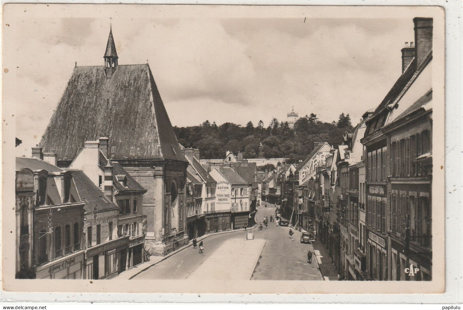 44 DEPT 28 : édit. Cap N° 201 : Dreux Grande Rue - Dreux