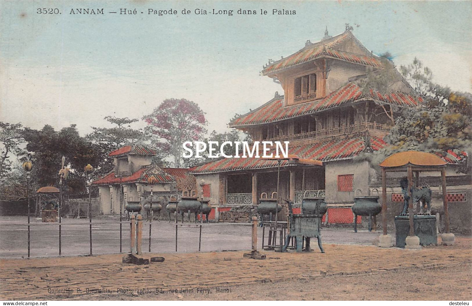 Pagode De Gia-Long Dans Le Palais - Annam - Vietnam - Vietnam