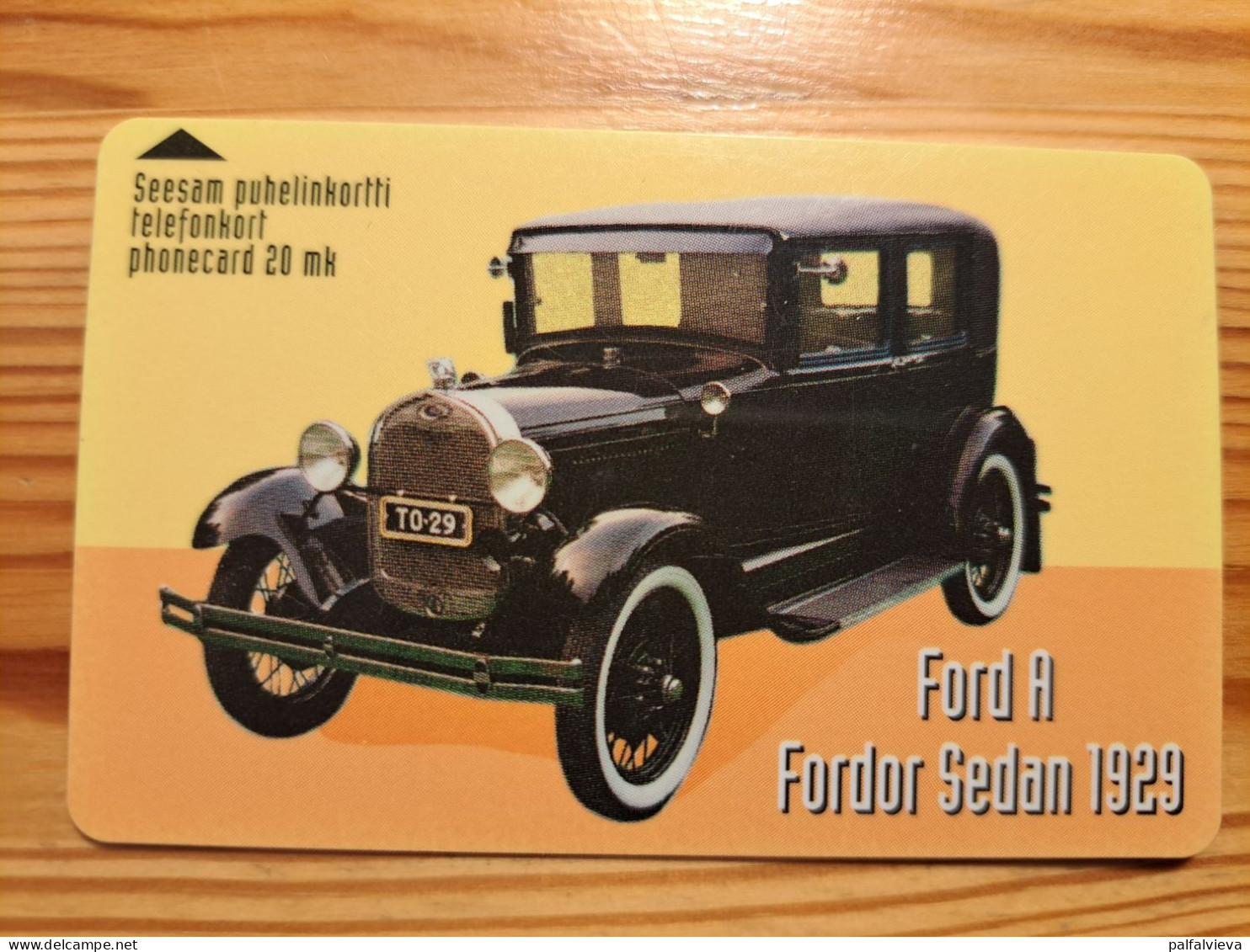 Phonecard Finland, Turku Telephone - Car, Ford 8.700 Ex. - Finlandia