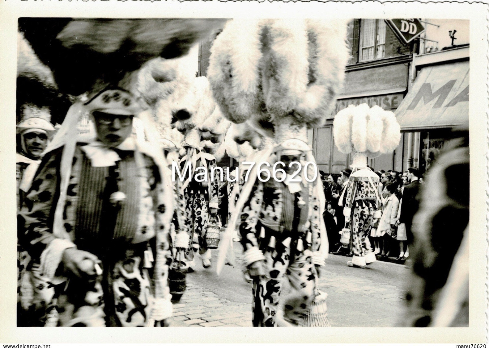 Ref 1 - Photo  Négatif : Carnaval De Saint Quentin , Aisne - France . - Europa