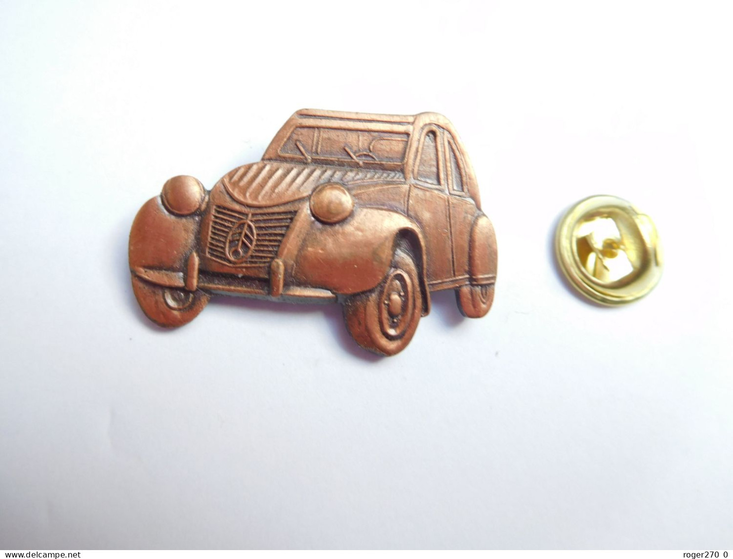 Superbe Pin's En Relief  , Auto Citroën 2 CV , 2CH , Bronze - Citroën