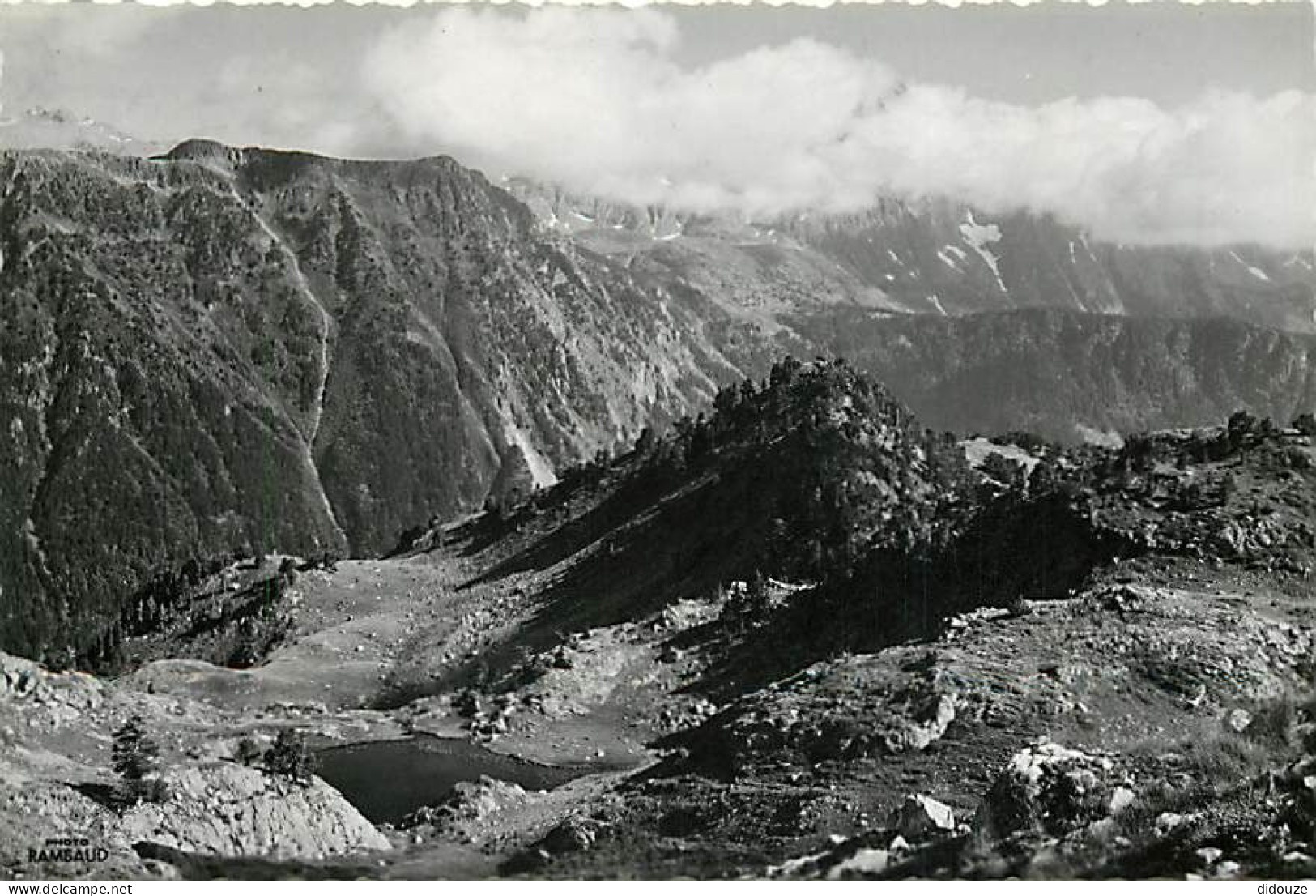 38 - Chamrousse - Massif De Chamrousse - Le Lac Achard - Carte Dentelée - CPSM Grand Format - Voir Scans Recto-Verso - Chamrousse