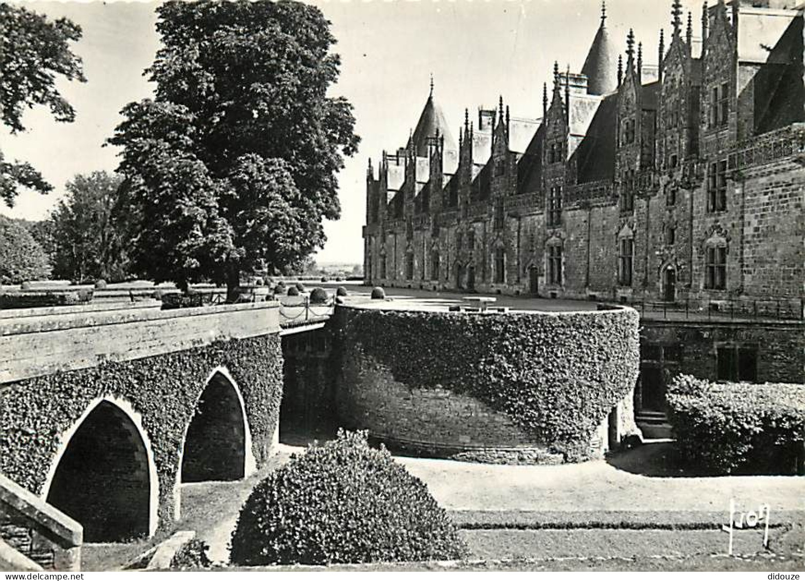 56 - Josselin - Le Château - Soubassements De L'ancien Pont-levis - Mention Photographie Véritable - CPSM Grand Format - - Josselin