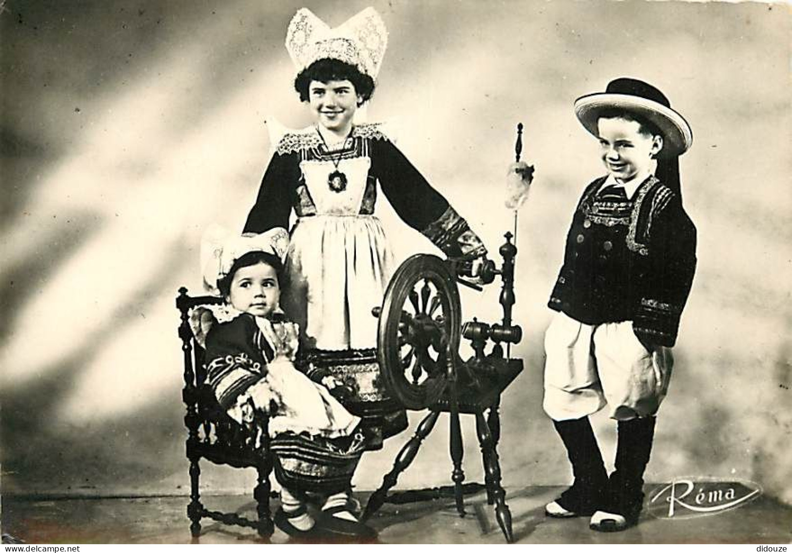 29 - Pont Aven - Enfants En Costumes De Pont-Aven - Folklore - CPSM Grand Format - Voir Scans Recto-Verso - Pont Aven