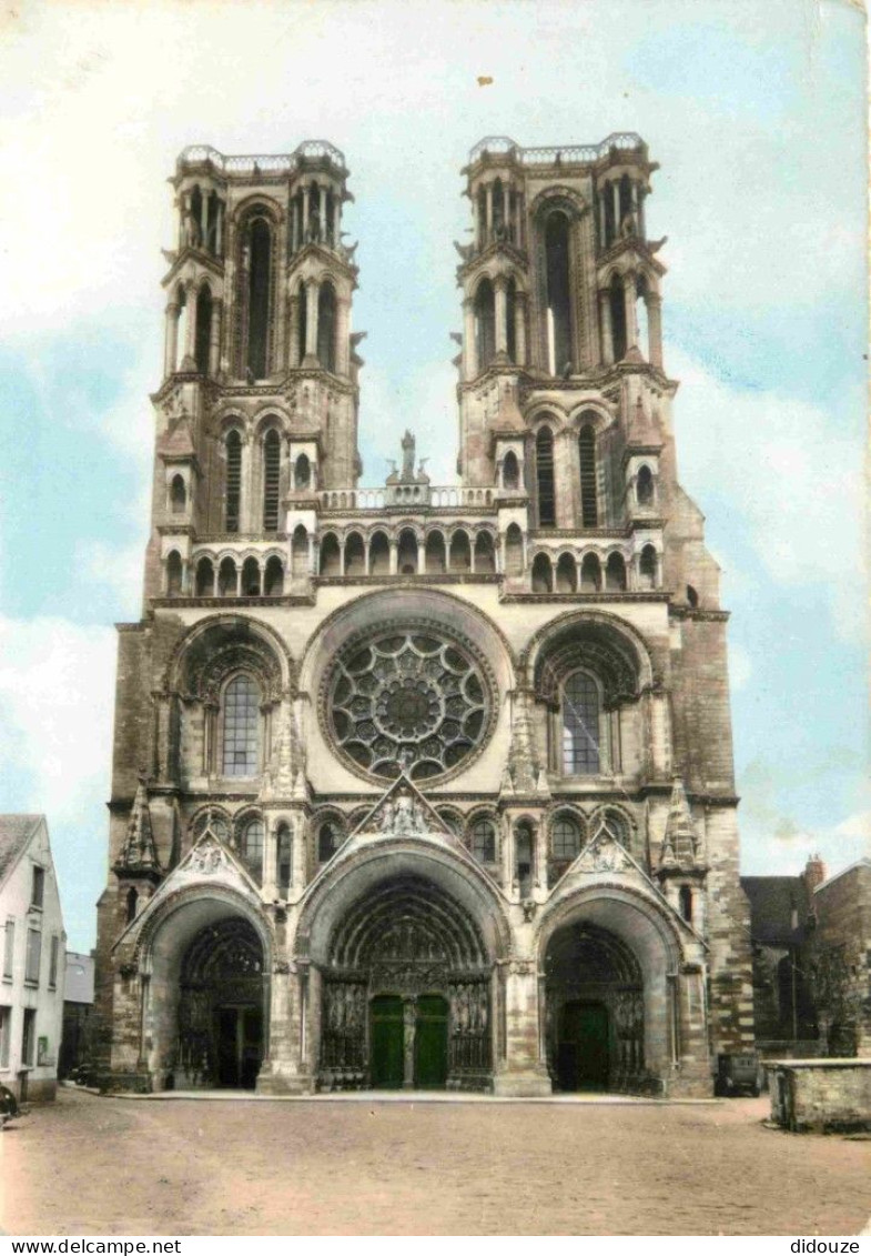 02 - Laon - La Cathédrale Notre Dame - Carte Dentelée - CPSM Grand Format - Voir Scans Recto-Verso - Laon