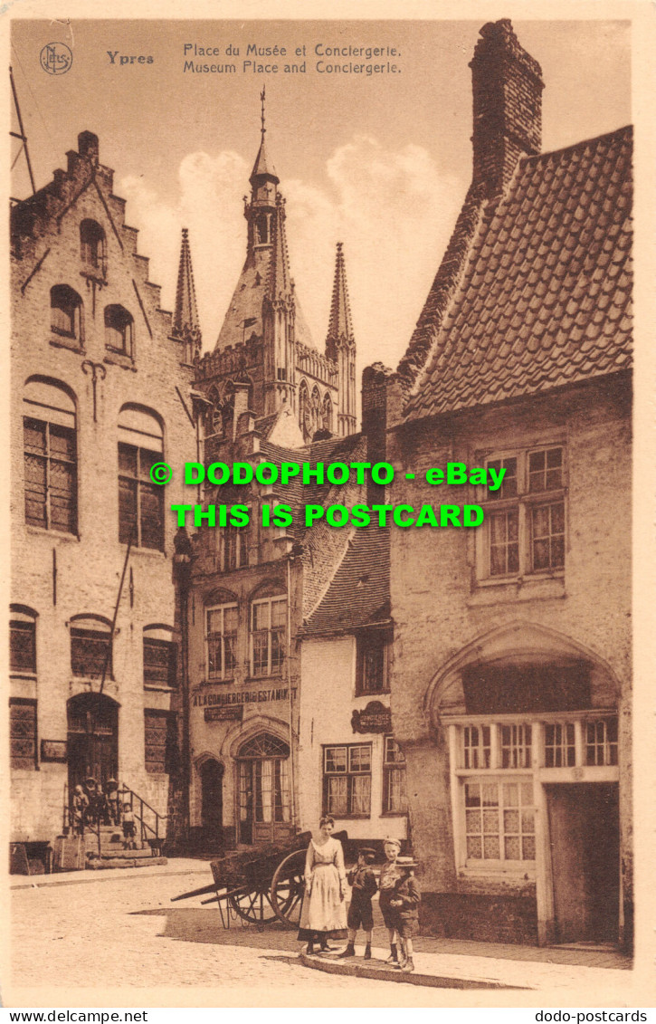 R498761 Ypres. Museum Place And Conciergerie. Nels. Ern. Thill - Mundo